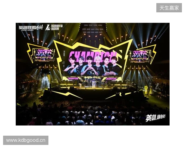 半场-成都蓉城暂0-0青岛海牛 罗慕洛、韦世豪中柱 韦林顿失良机