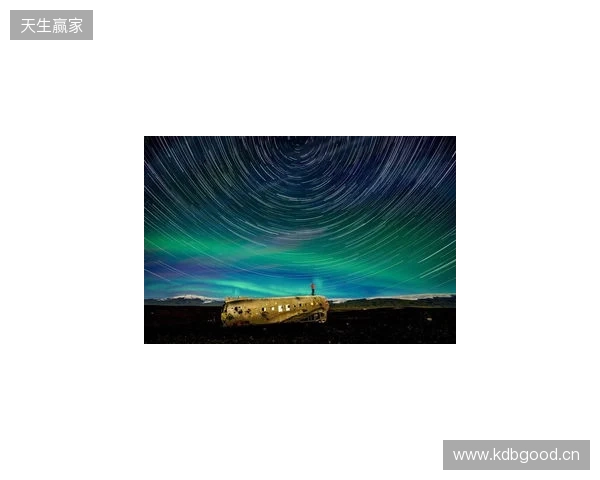 厄瓜多尔队官方:后卫因卡皮耶与中场卡斯蒂略因伤退出本期国家队